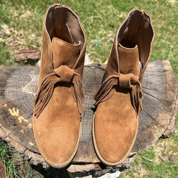 UGG Corin Chestnut leather suede ankle Boots with Fringe & back zip Sz-8. N - Picture 8 of 12